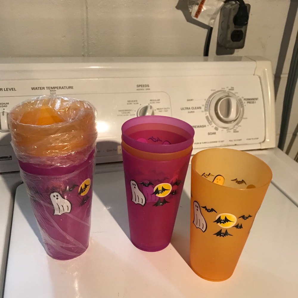 Halloween cups